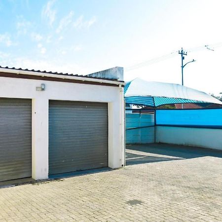 33 Goulborn Street Goodwood Hotel Cape Town Exterior photo